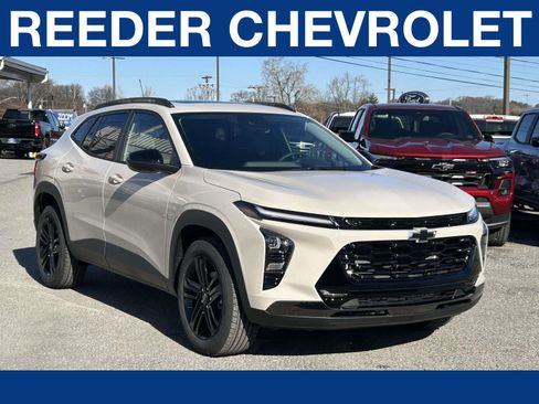 New 2026 Chevrolet Trax ACTIV w/ Sunroof Package image 1