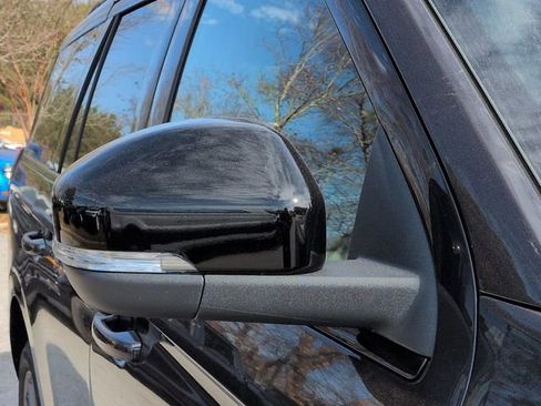 New 2025 Ford Expedition Platinum w/ Stealth Performance Package image 11