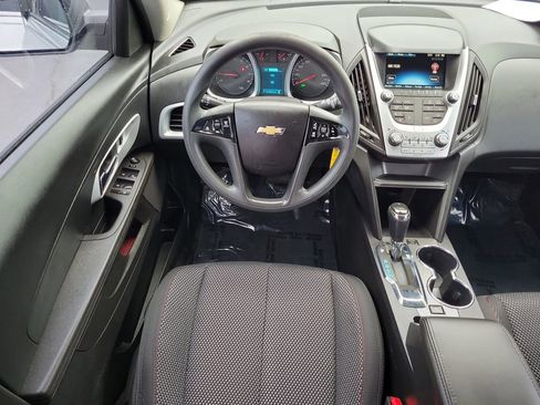 Used 2017 Chevrolet Equinox LS image 12