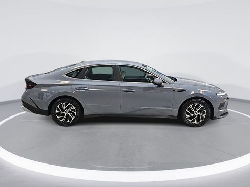 New 2026 Hyundai Sonata Blue image 4