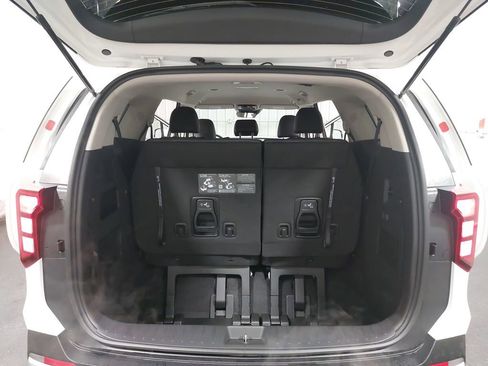 New 2026 Kia Carnival LXS image 13