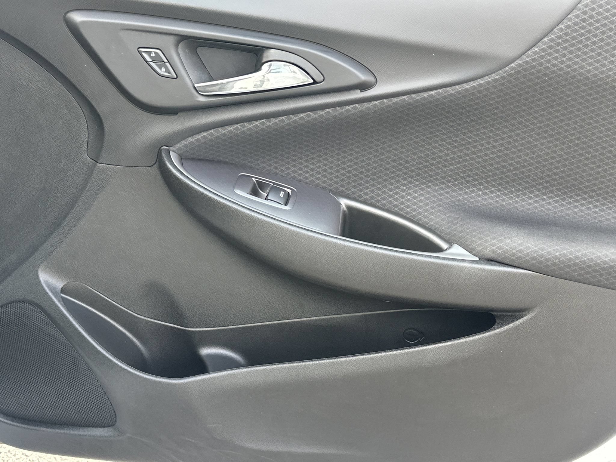 Used 2023 Chevrolet Malibu LT FWD image 14