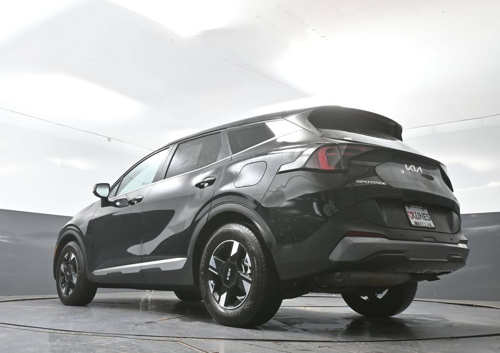 Used 2026 Kia Sportage LX FWD image 53