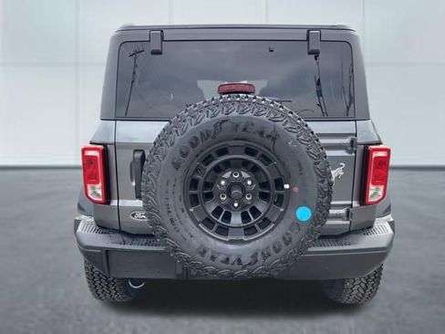 New 2026 Ford Bronco Big Bend w/ Black Diamond Package AWD/4WD image 3