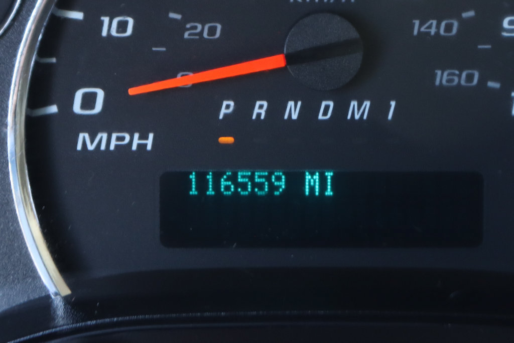 Used 2020 Chevrolet Express 3500 w/ Chrome Appearance Package RWD image 21