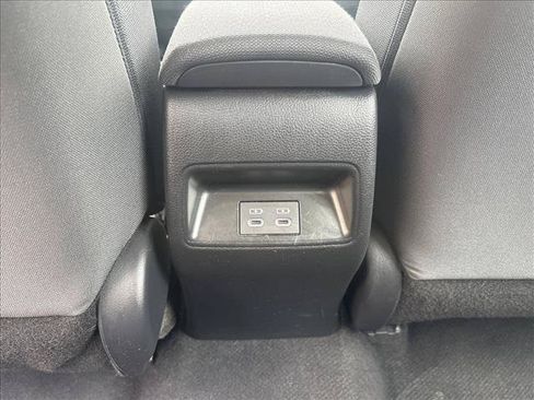 Used 2024 Toyota Corolla LE FWD image 21