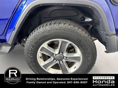 Used 2020 Jeep Wrangler Unlimited Sahara AWD/4WD image 5