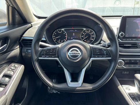 Used 2021 Nissan Altima 2.5 SV AWD/4WD image 19