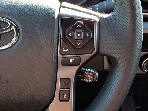Used 2023 Toyota Tacoma TRD Sport AWD/4WD image 23