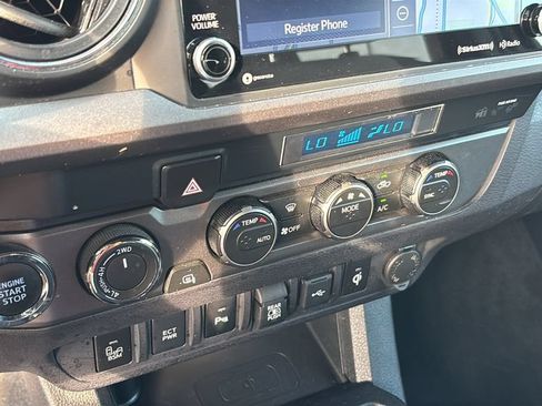 Used 2023 Toyota Tacoma TRD Sport w/ Technology Package AWD/4WD image 21