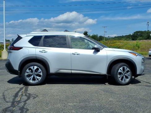 Certified 2023 Nissan Rogue SV w/ SV Premium B Package AWD/4WD image 2
