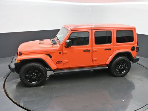 Used 2023 Jeep Wrangler Altitude image 39