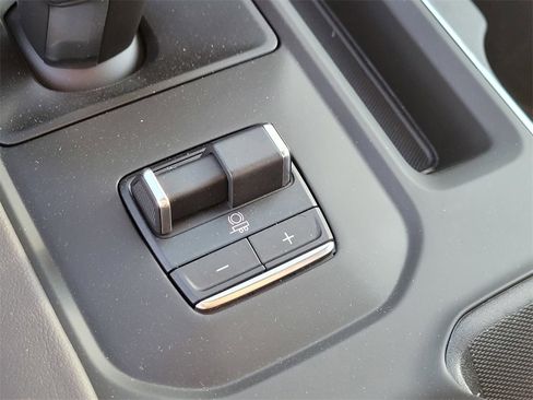 New 2025 GMC Sierra 1500 Denali w/ Technology Package image 18