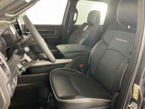 New 2025 RAM 2500 Laramie image 9
