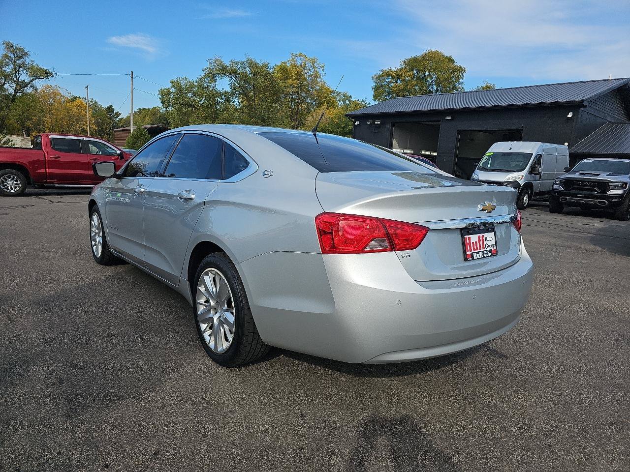 Used 2018 Chevrolet Impala LS FWD image 5