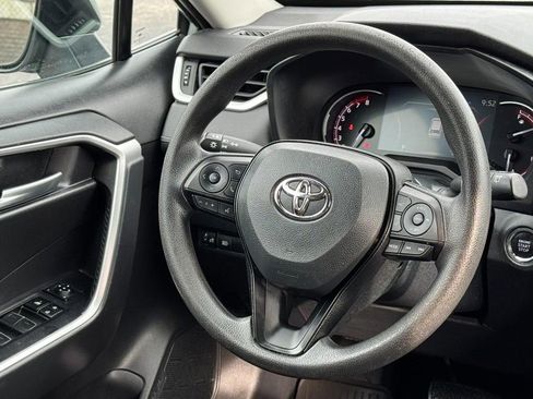 Certified 2023 Toyota RAV4 XLE image 15