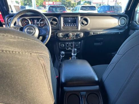 Used 2022 Jeep Wrangler Unlimited Sport AWD/4WD image 14