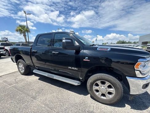 Used 2024 RAM 2500 Big Horn AWD/4WD image 2