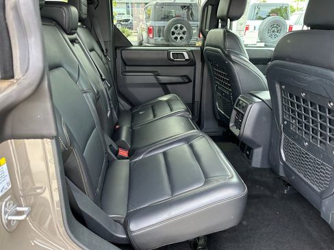 Used 2025 Ford Bronco Badlands AWD/4WD image 20