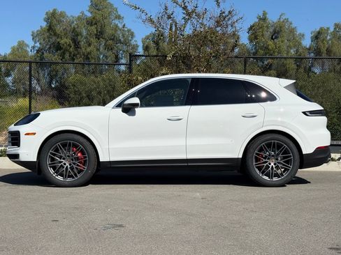 New 2026 Porsche Cayenne S AWD/4WD image 2