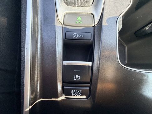 Used 2022 Honda Accord LX image 60