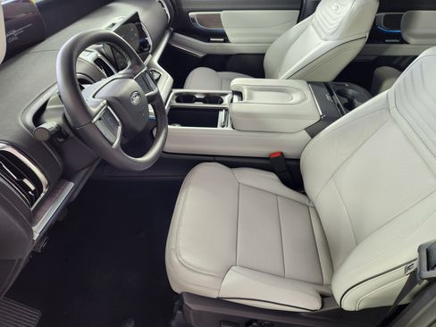 New 2026 Ford Expedition Max Platinum w/ Platinum Ultimate Package image 11