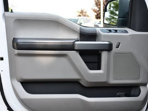 Used 2018 Ford F150 XLT RWD image 13