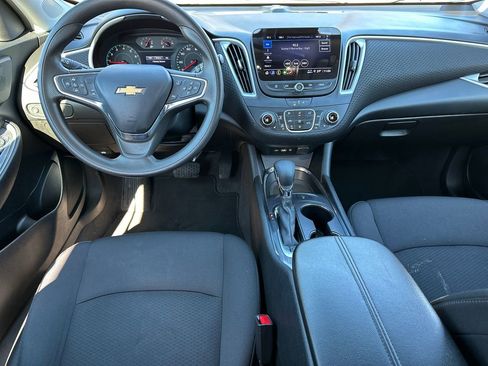 Used 2024 Chevrolet Malibu LT image 22