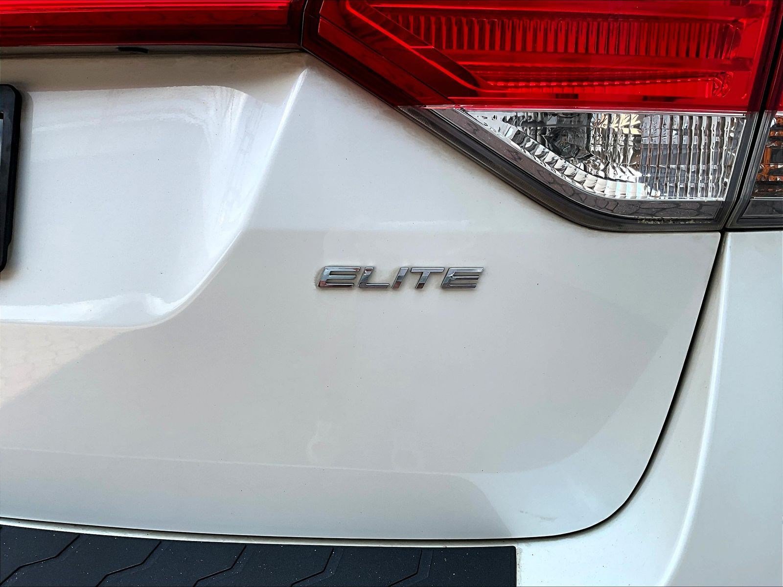 Used 2016 Honda Odyssey Touring Elite image 24