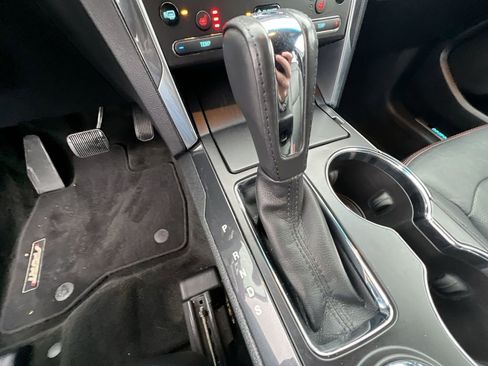 Used 2016 Ford Explorer Sport image 16