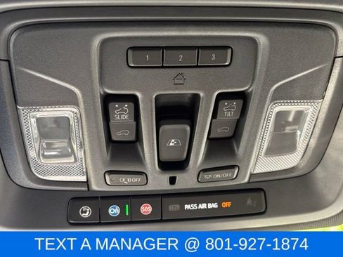 Used 2025 GMC Sierra 1500 AT4 w/ AT4 Premium Package AWD/4WD image 32
