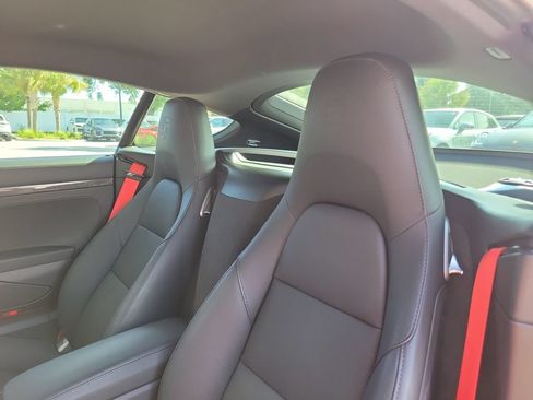 Certified 2024 Porsche 718 Cayman RWD image 5