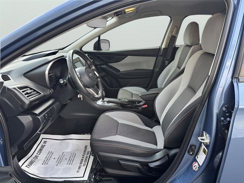 Used 2022 Subaru Crosstrek 2.0i Premium image 12