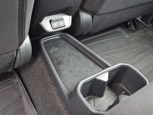 Used 2025 Nissan Leaf S FWD image 19