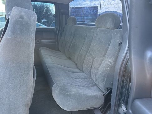 Used 2004 Chevrolet Silverado 1500 LS image 9