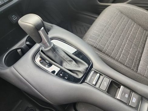Used 2025 Honda HR-V LX image 18