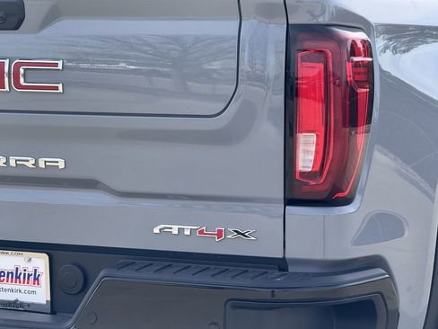 Used 2024 GMC Sierra 1500 AT4X image 7