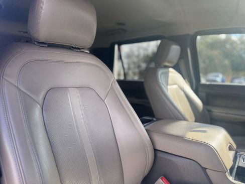 Used 2020 Ford Expedition Limited image 52