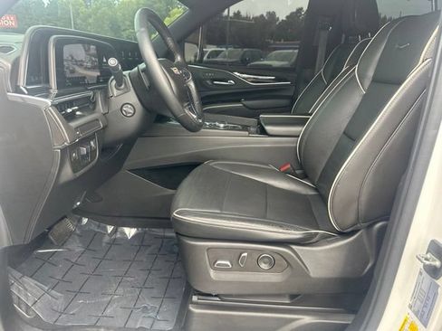 Used 2021 Cadillac Escalade Sport RWD image 8