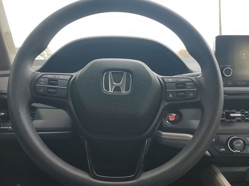 Used 2023 Honda Accord EX image 16