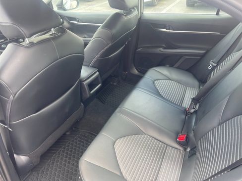 Used 2024 Toyota Camry SE FWD image 14