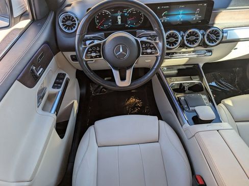 Certified 2022 Mercedes-Benz GLB 250 4MATIC image 22