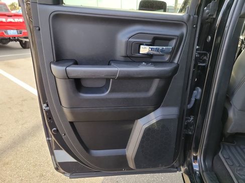 Used 2022 RAM 1500 Classic Warlock w/ Electronics Group image 9