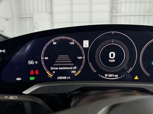 Used 2020 Porsche Taycan Turbo S AWD/4WD image 36