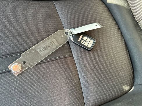 Used 2020 Honda Accord EX image 35