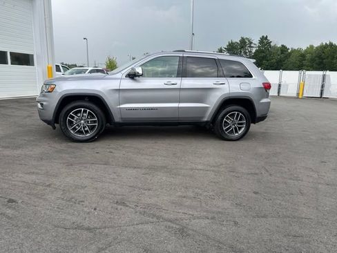 Used 2020 Jeep Grand Cherokee Limited w/ Luxury Group II AWD/4WD image 2