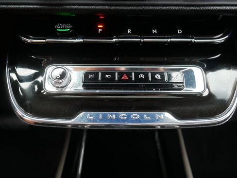 Used 2024 Lincoln Corsair FWD w/ Equipment Group 101A image 33
