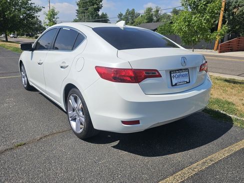 Used 2013 Acura ILX w/ Technology Package FWD image 3