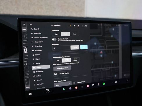 Used 2021 Tesla Model S Plaid image 42