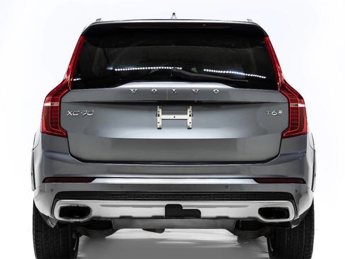 Used 2016 Volvo XC90 T6 Inscription w/ Vision Package image 8